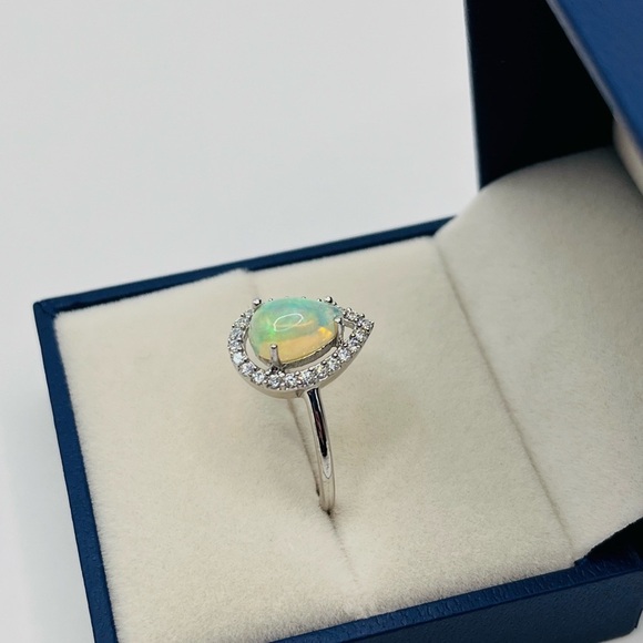 Pear Cut Natural White Opal and White Topaz Ring - Picture 7 of 8